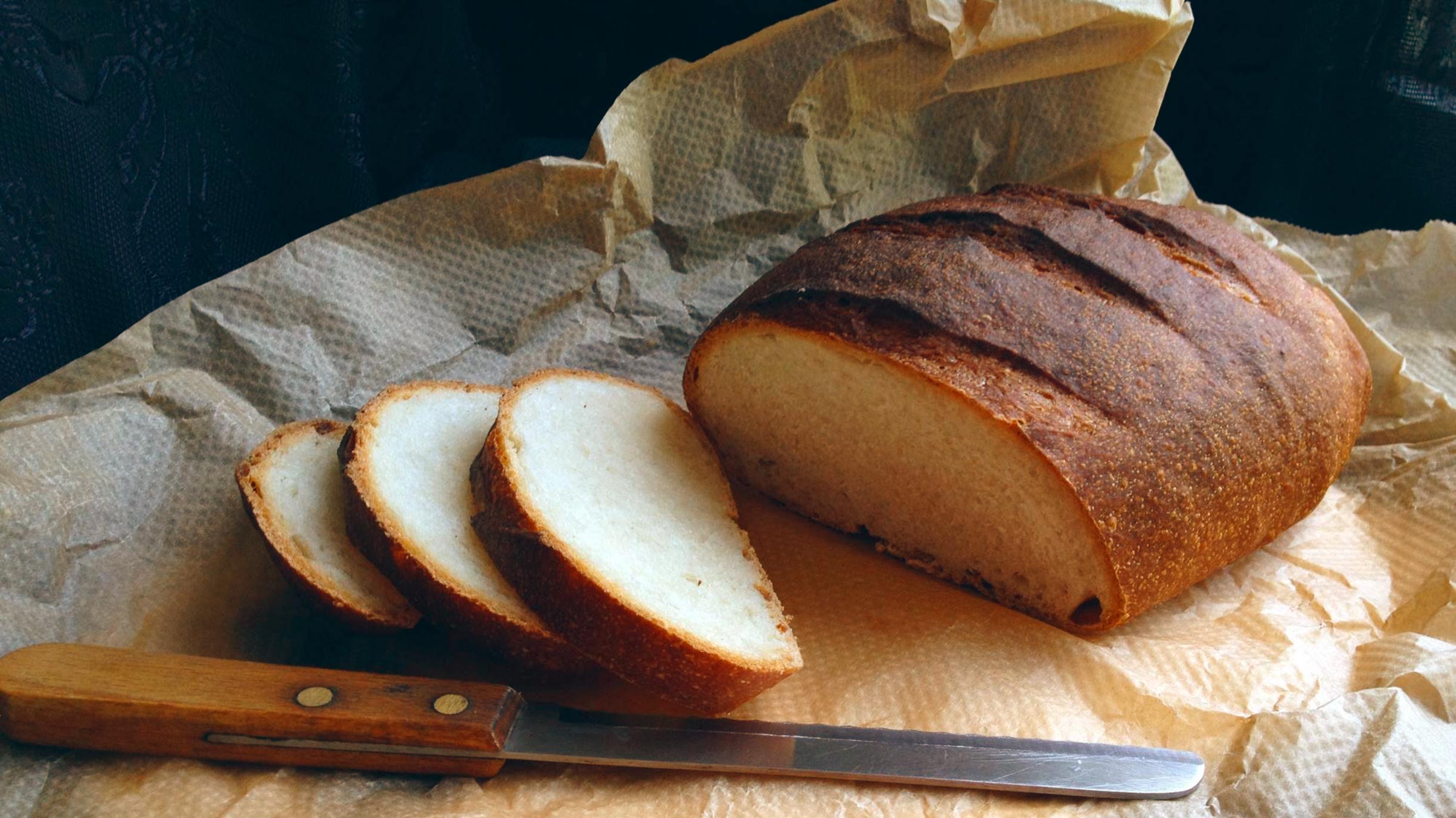 Зачем используется пар при выпечке хлеба: преимущества и секреты